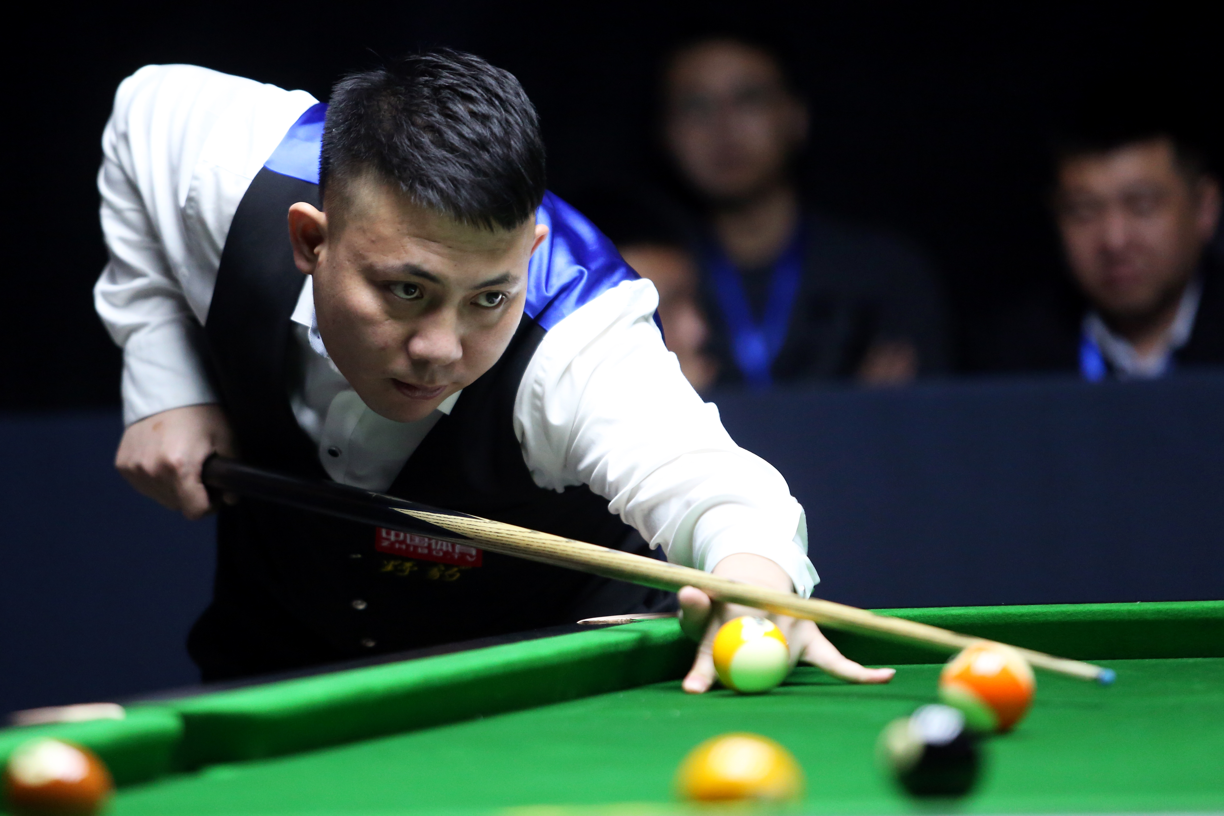 形成正反馈 形成正反馈